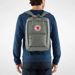 FJÄLLRÄVEN KÅNKEN RE-WOOL LAPTOP 15' Unisex - Laptoprucksack -Camping Freien 5637781000 i kanken rewool laptop 15 fjaellraeven 24